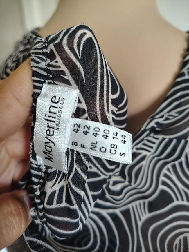 nette blouse van mayerline  als nieuw <3 – photo 2